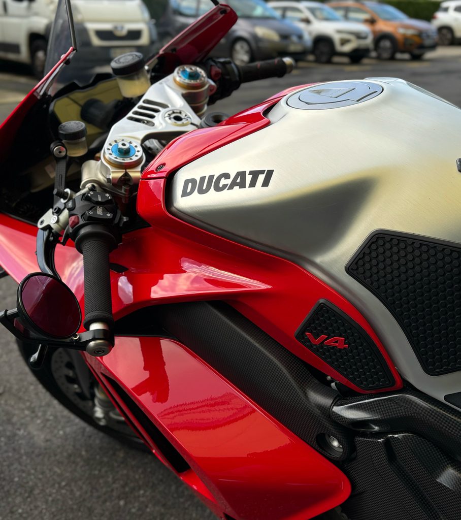 Ducati V4S